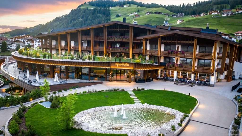 1 Granbaita Dolomites