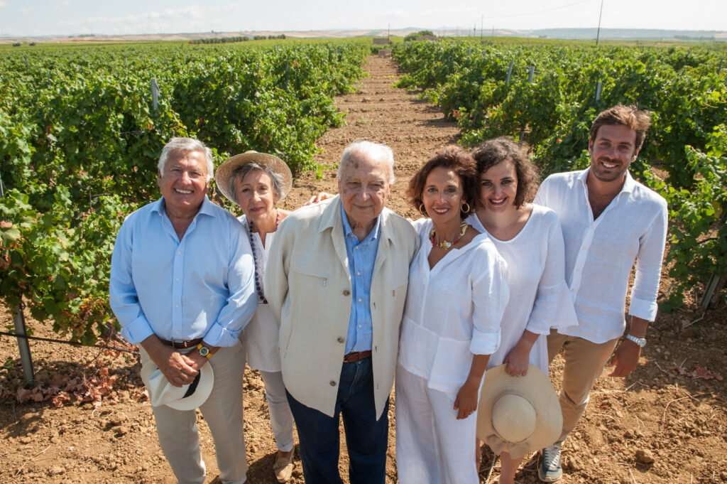 Le Cantine Pellegrino conquistano il Premio Di Padre in Figlio nella categoria “Piccole Imprese” pellegrino famiglia