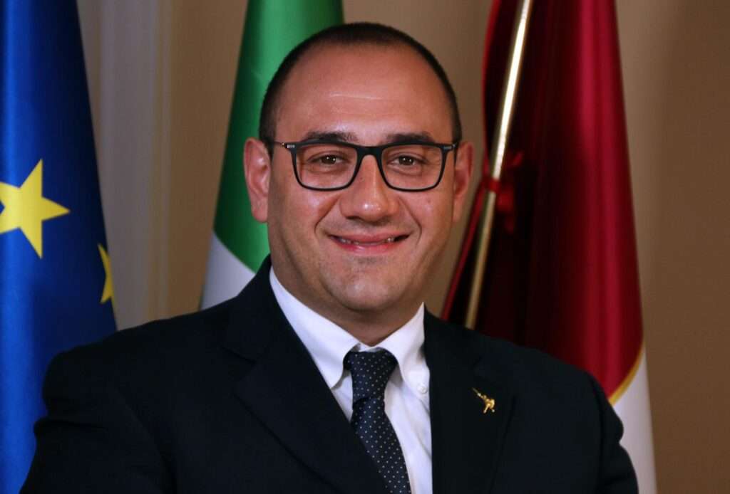 Emanuele Imprudente 01