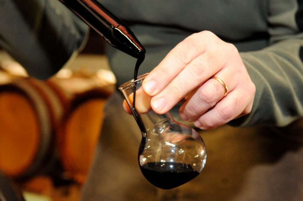 A Modena nasce la “Mappa del turista balsamico”, la guida dei viaggi per gli amanti dell’oro nero aceto balsamico tradizionale modena terre di castelli2