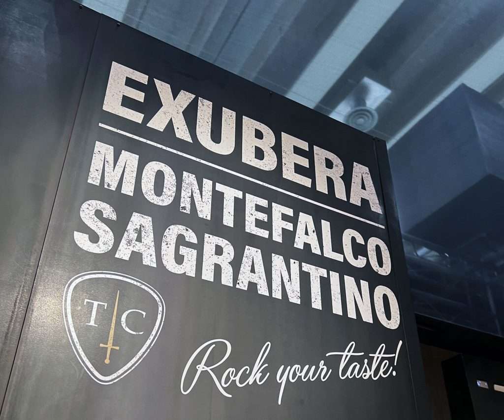 Terre de La Custodia: ad Anteprima Sagrantino debutto per la versione rock di “Exubera” Exubera TdC 1 ridotta