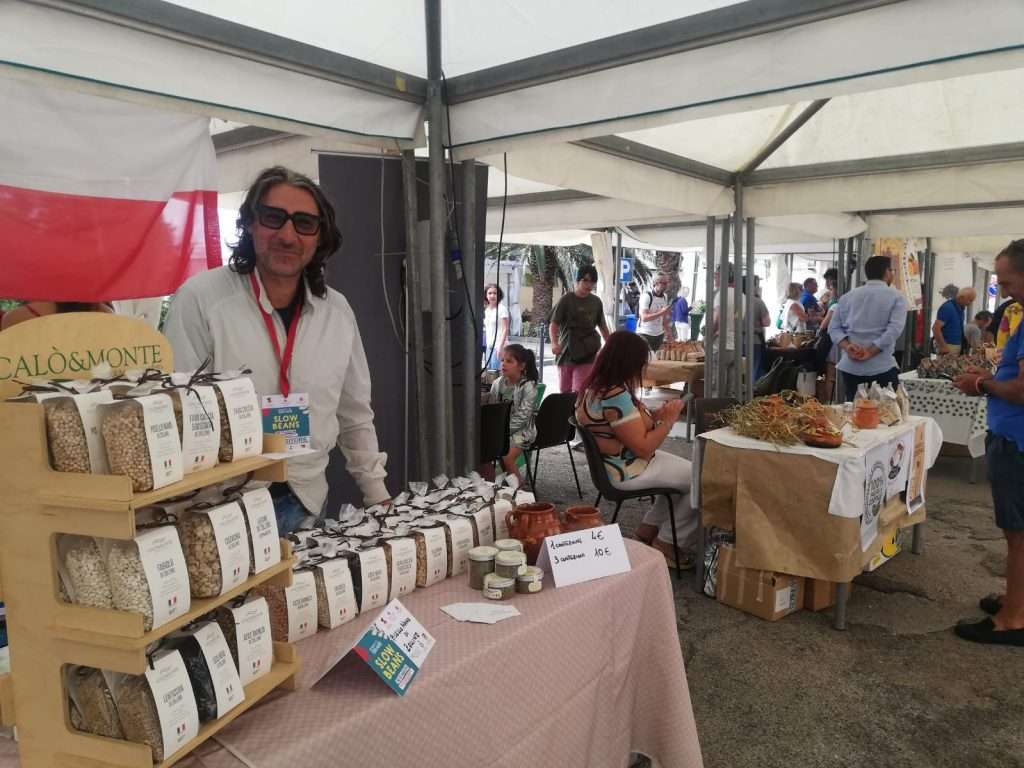 Slow Beans 2022: a Polizzi Generosa le “Fagioliadi”, la sfida a colpi di zuppa Slow Beans 22