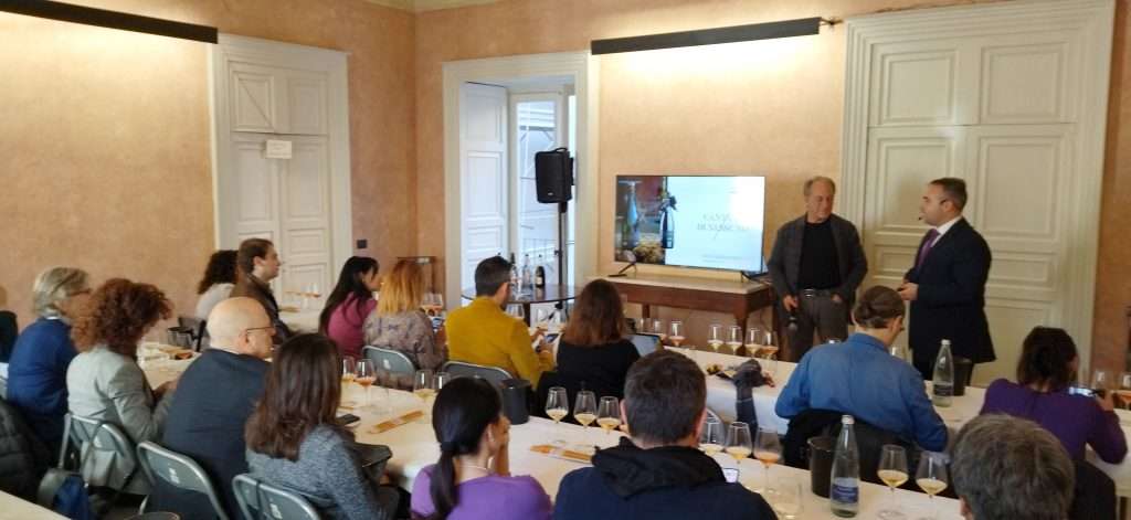 Non chiamateli rosé, un viaggio verso le diverse sfumature degli spumanti rosato dell’Etna masterclass