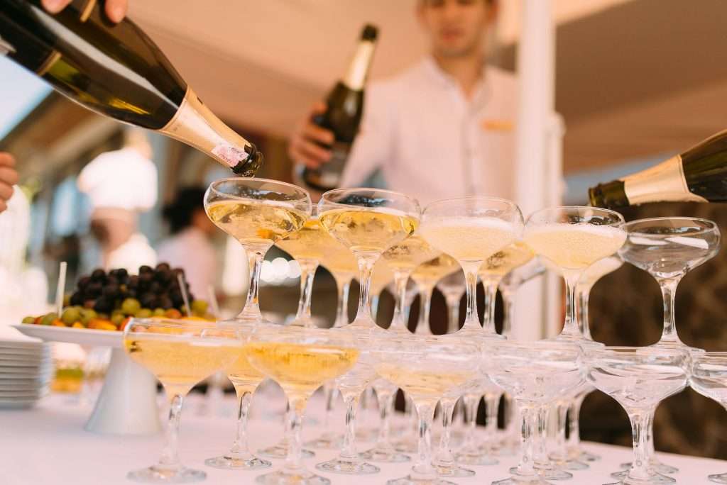 Vini pregiati europei: resoconti di un 2022 di successo e prospettive per il nuovo anno pexels photo 1721939
