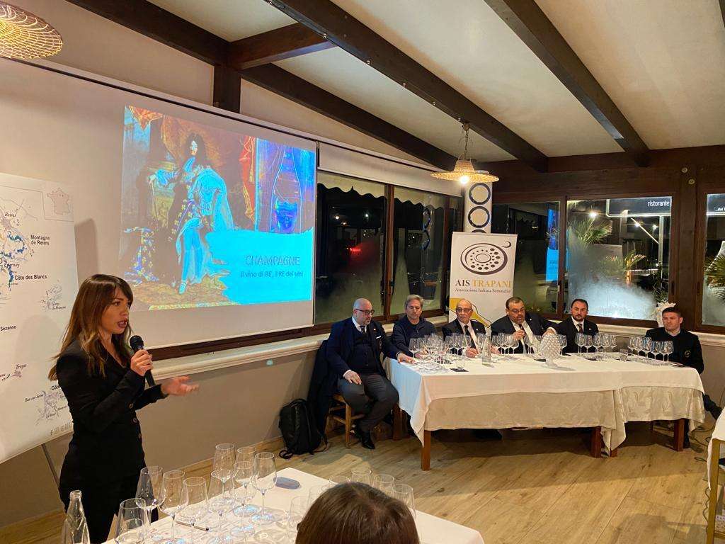 A Mazara del Vallo una serata evento organizzata da AIS Trapani per scoprire lo Champagne AIS Trapani 8 Champagne con Vania Valentini MGS 090223 43