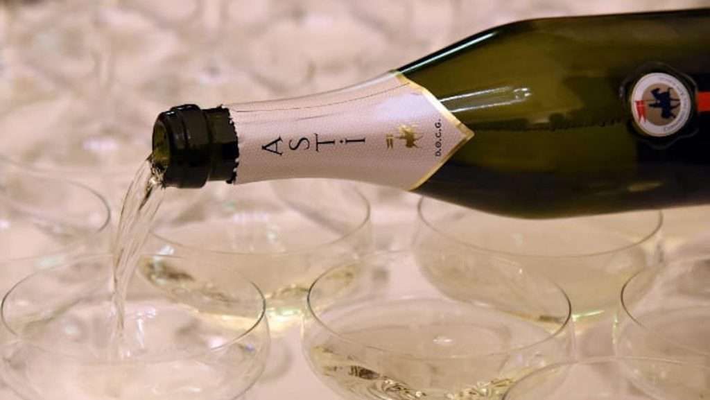Consorzio Asti Docg, un 2022 all’insegna della crescita nel settore dell’export Consorzio Asti bottiglie