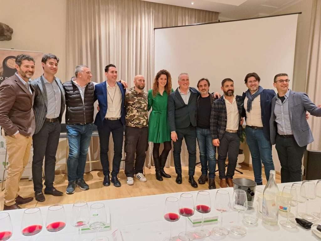 L’utilizzo sostenibile dei tappi Vinventions-Nomacorc: una degustazione comparativa GRUPPO VINVENTIONS