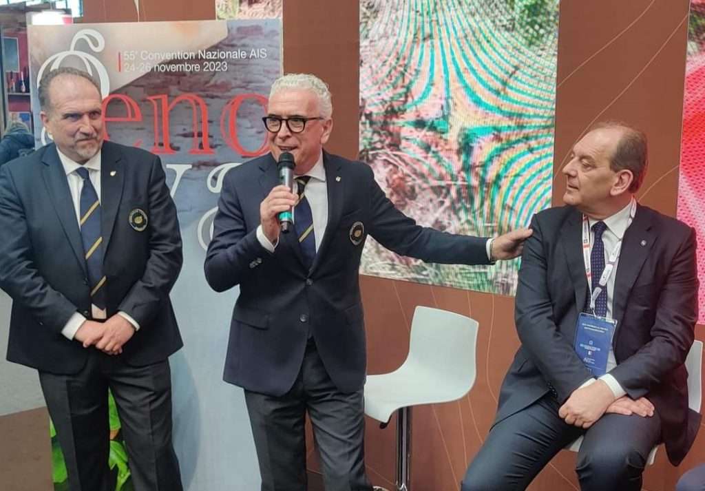 Presentata a Vinitaly la 55 convention Nazionale Ais, sarà Genova dal 24 al 26 novembre 2023 ais congresso 1