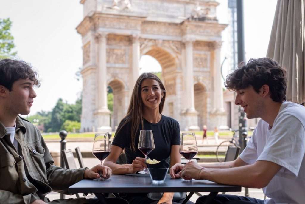 bonarda milano social