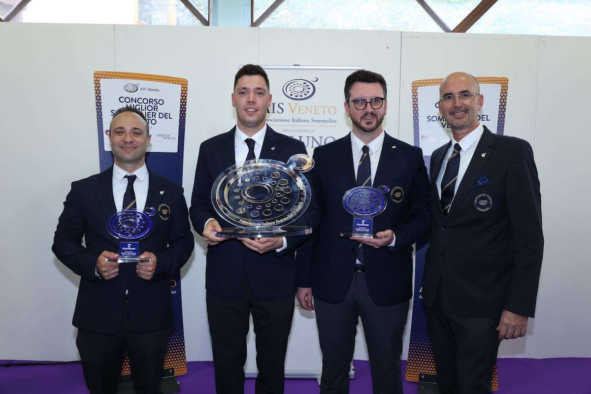 Federico Domeneghetti è il Miglior Sommelier del Veneto 2023 1 Finalisti e Presidente AIS Veneto 1