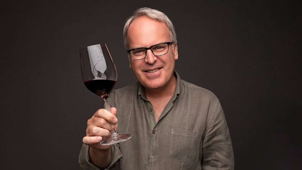 James Suckling è il miglior comunicatore del vino italiano per l’Istituto Grandi Marchi JamesSuckling