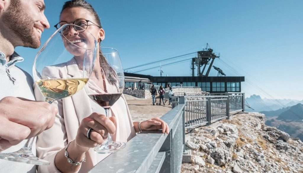 Top Wine 2950: al Sass Pordoi la più alta degustazione al mondo sass pardoi1