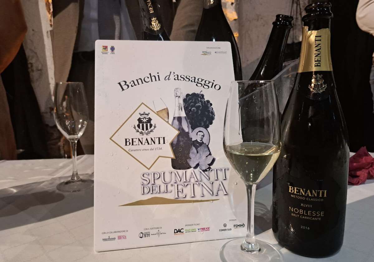 Spumanti dell'Etna 2023: guida alle 10 etichette etnee più interessanti 4 benanti spumanti 2023