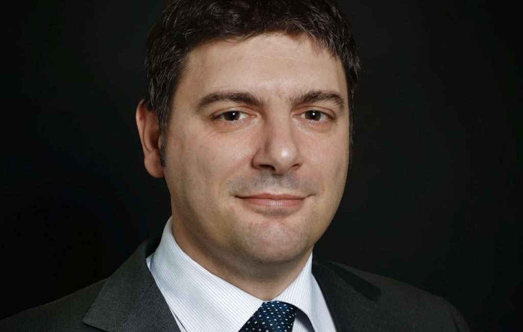 Stefano Sequino è il nuovo direttore del Consorzio Tutela Vini Doc Delle Venezie Stefano Sequino e il nuovo direttore del Consorzio Tutela Vini DOC Delle Venezie