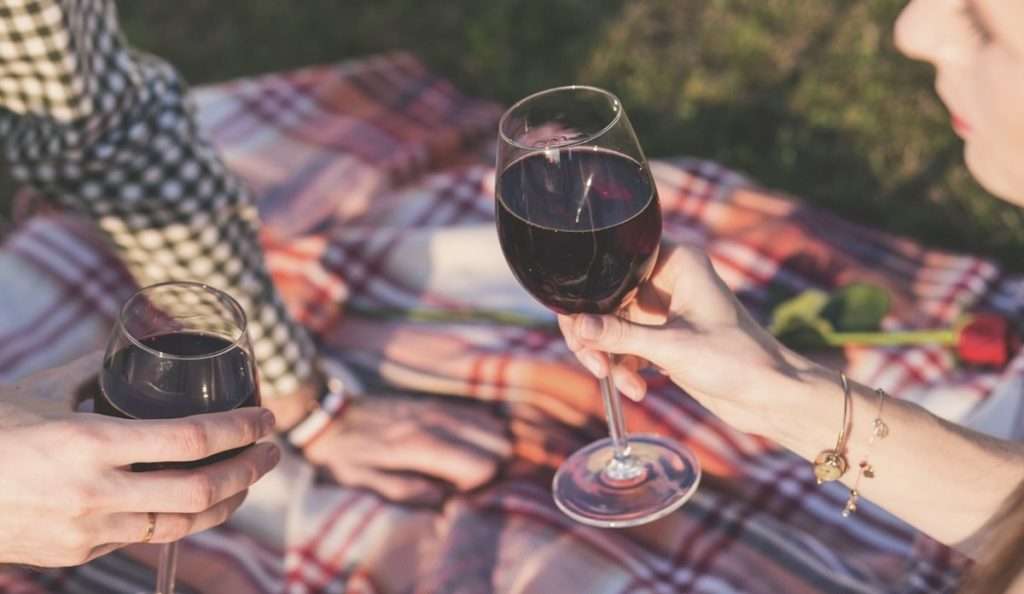 Tutte le previsioni sui trend delle bevande per il 2024 secondo Datassentia trend vino 2024