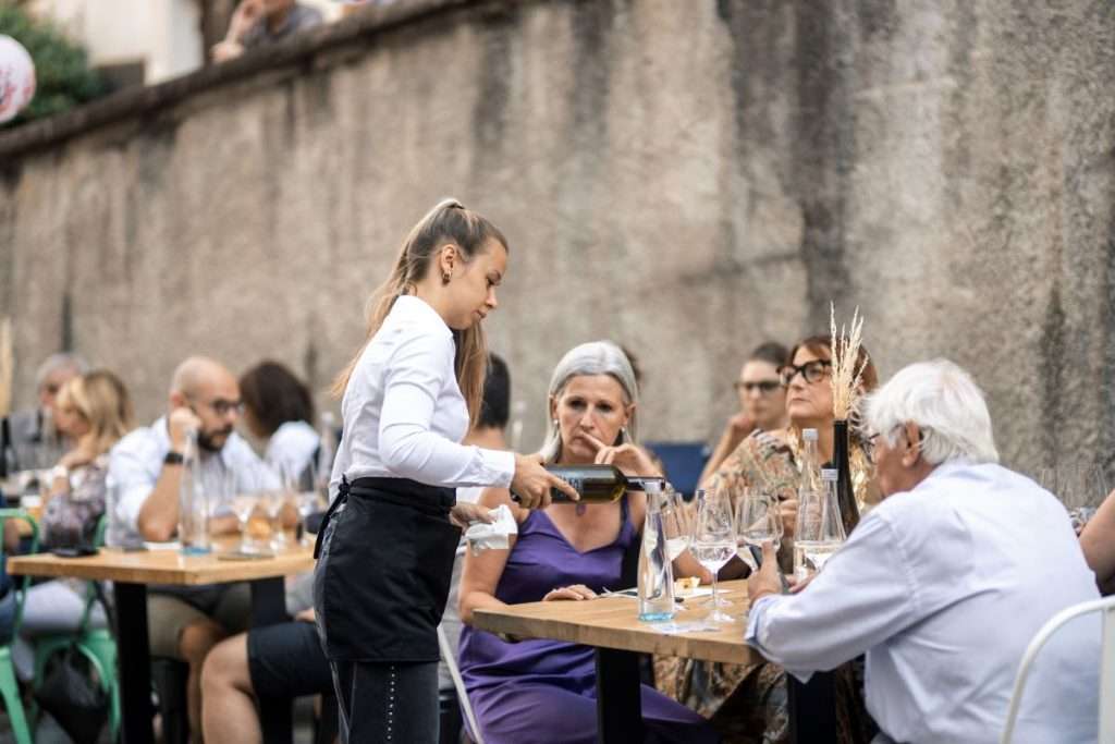 A Cembra Lisignago torna l'evento dedicato al Müller Thurgau con degustazioni e premi 1 Spazio Fuori di Taste lr