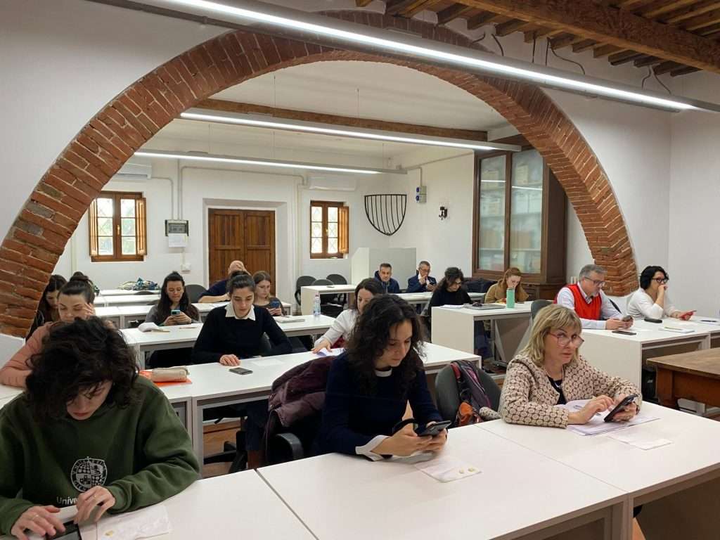 L’Università di Pisa inaugura un nuovo laboratorio di analisi sensoriale nei Dipartimenti di Scienze Agrarie, Alimentari e Agro-ambientali CS LUniversita di Pisa inaugura il Sensory Lab 1