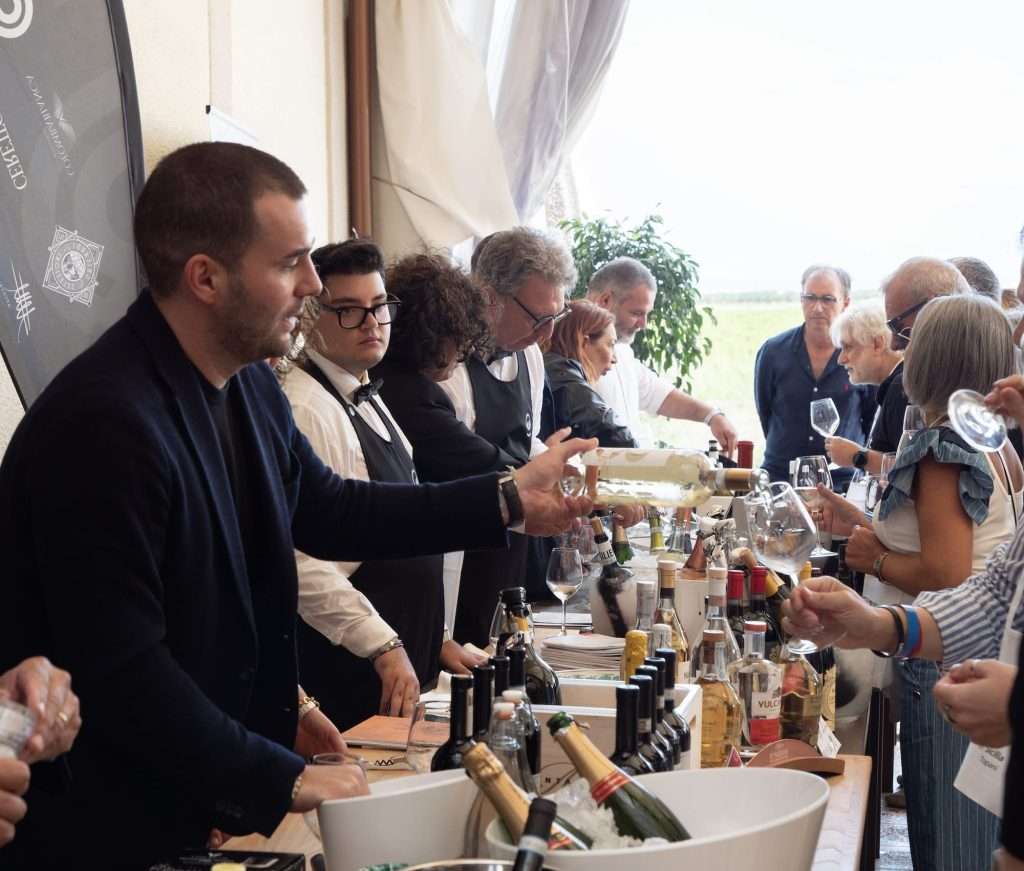 Grande successo per la seconda edizione di OpenAIS Trapani: la più grande festa del vino della provincia 1 PHOTO 2024 10 03 13 59 57