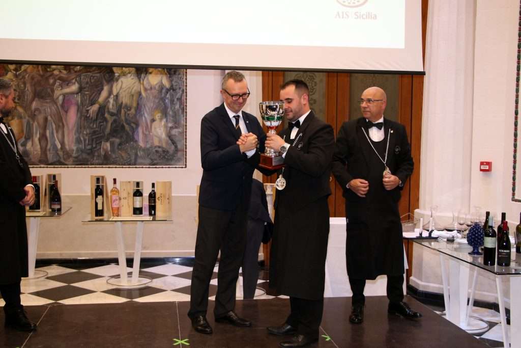 Acireale, dall’11 al 20 ottobre al via la quinta edizione del concorso “Miglior Sommelier Sicilia” unnamed 17
