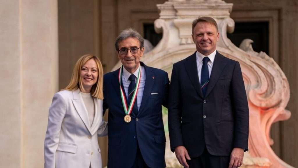 Onorificenza del Governo a Riccardo Cotarella, un riconoscimento all’eccellenza del vino italiano Riccardo Cotarella premiato co