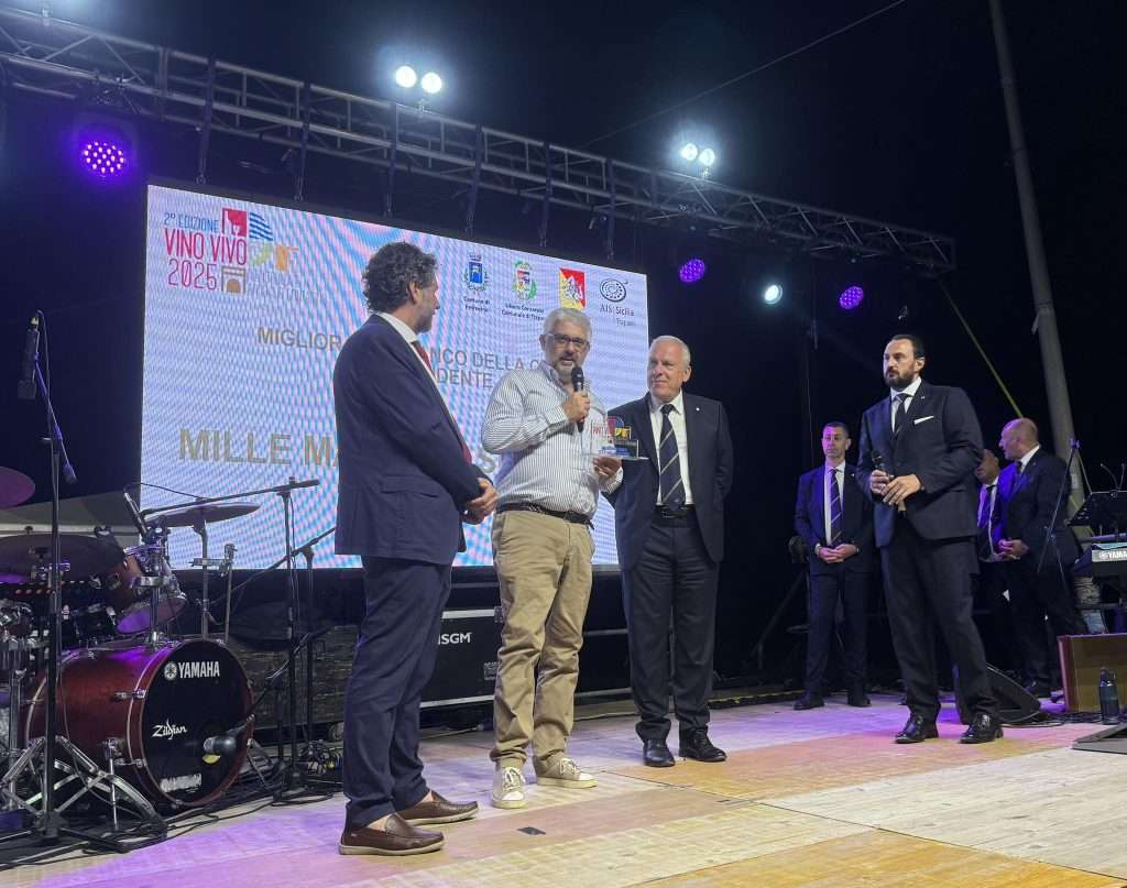 Vino Vivo 2025: si conclude con successo la seconda edizione a Petrosino Andrea Vesco di Rallo ritira il premio Miglior Vino Bianco Della Costa Doccidente